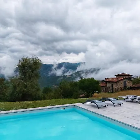 Il Torrione Del Trebbia مزرعة للإقامة